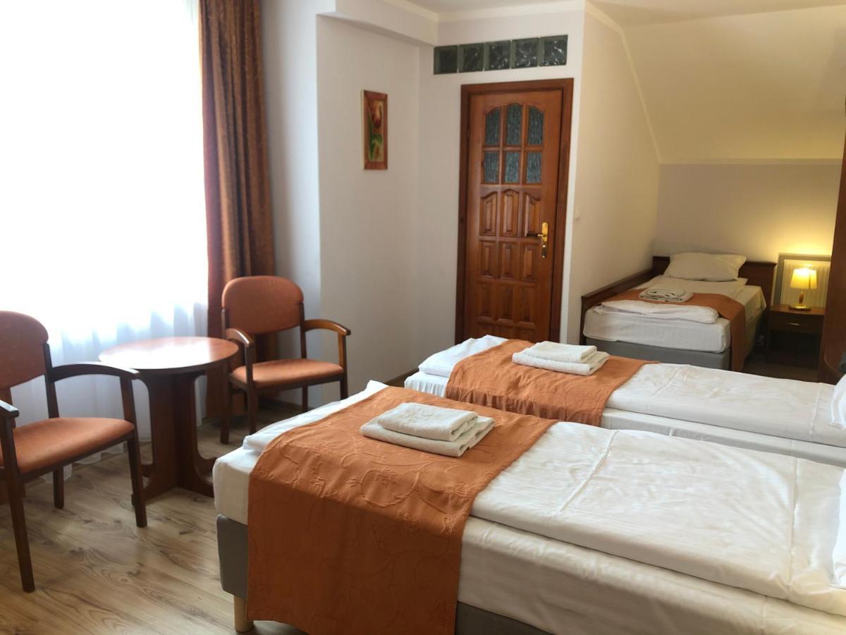Gosciniec 3* Nowosiolki-Kolonia